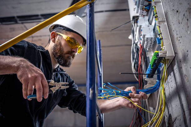 Best Electrician Near Me  in Harvard, IL